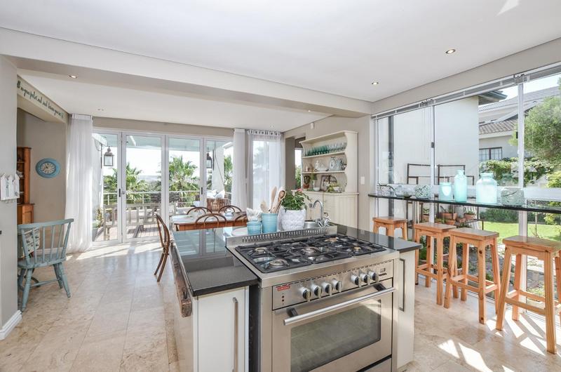 5 Bedroom Property for Sale in Country Club Western Cape